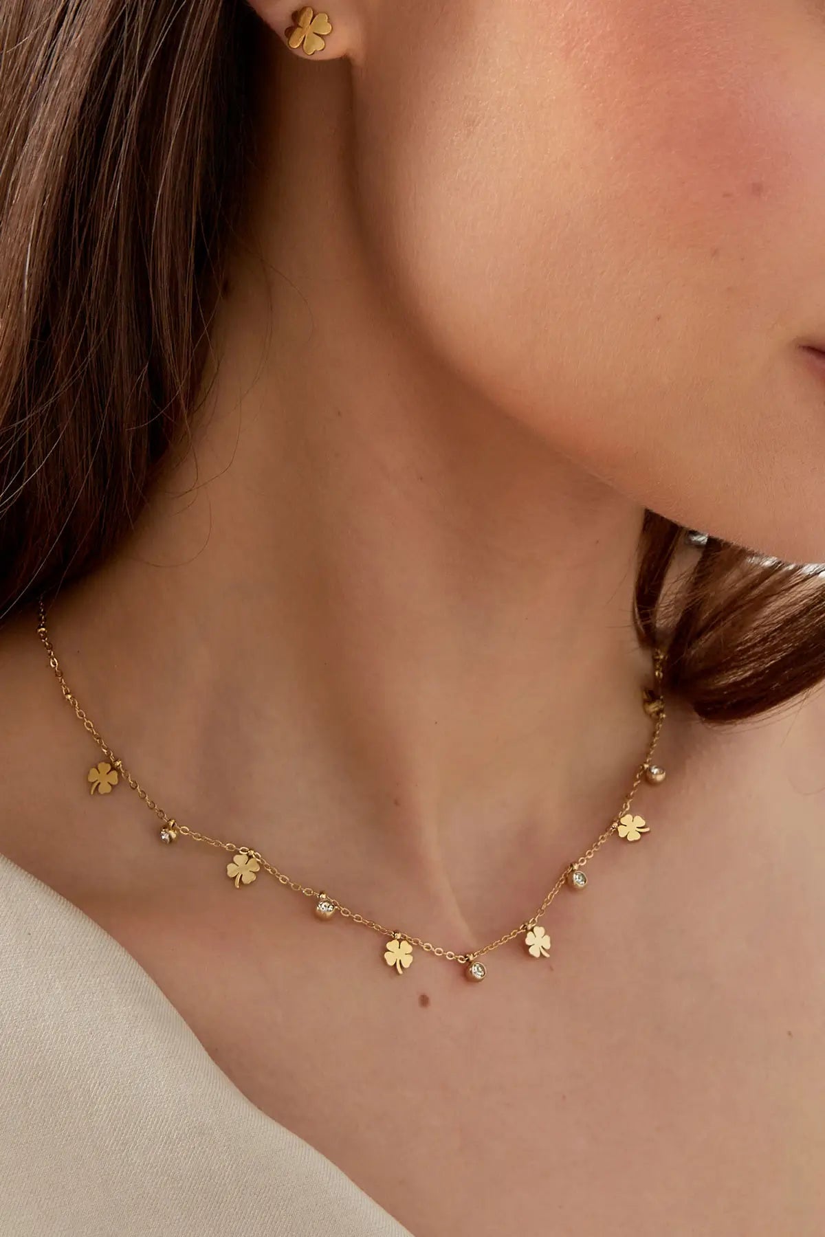 Ketting Klavertjes + Diamanten Goud